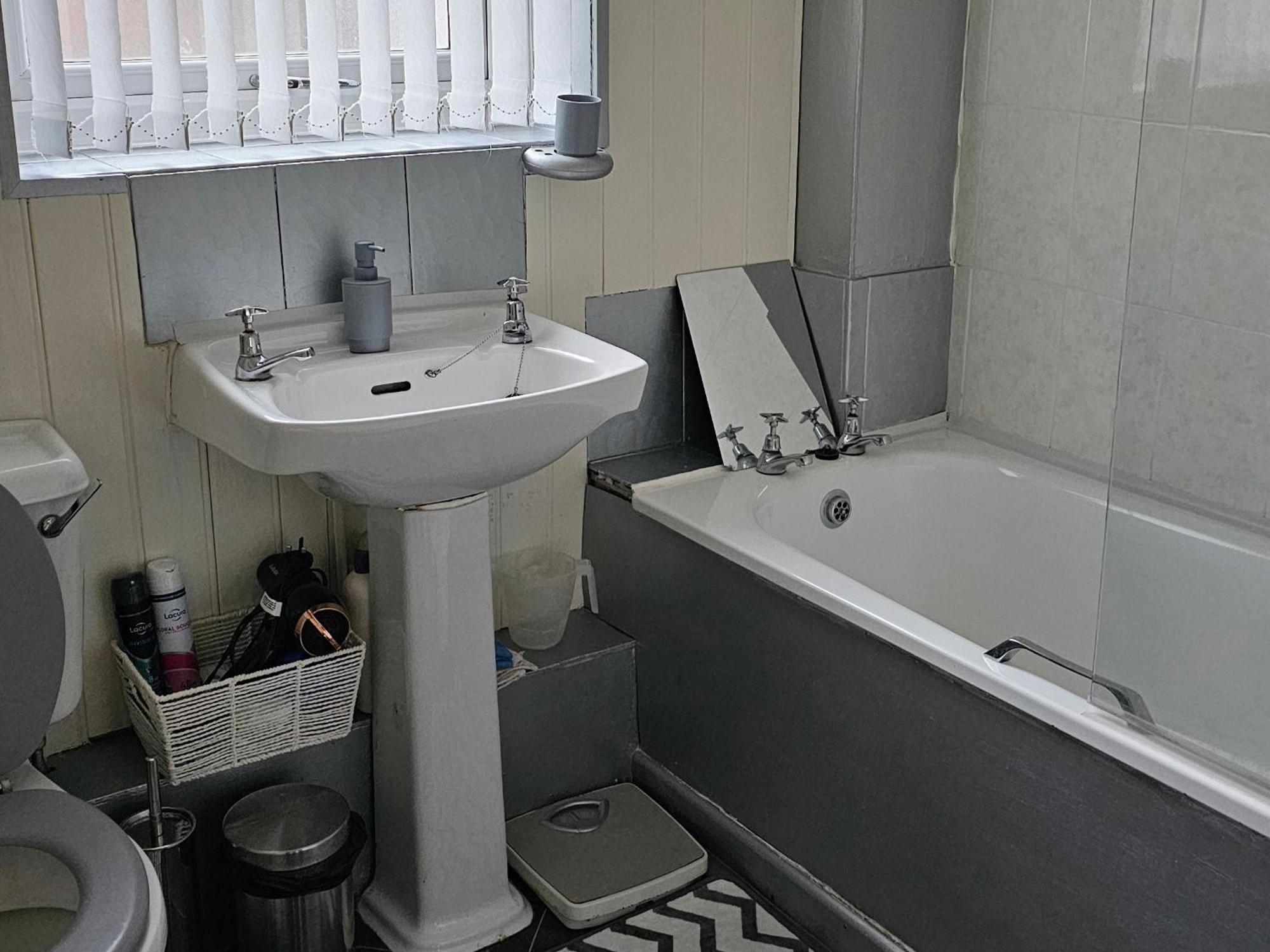 Open Planned Apartment Биркенхед Екстериор снимка